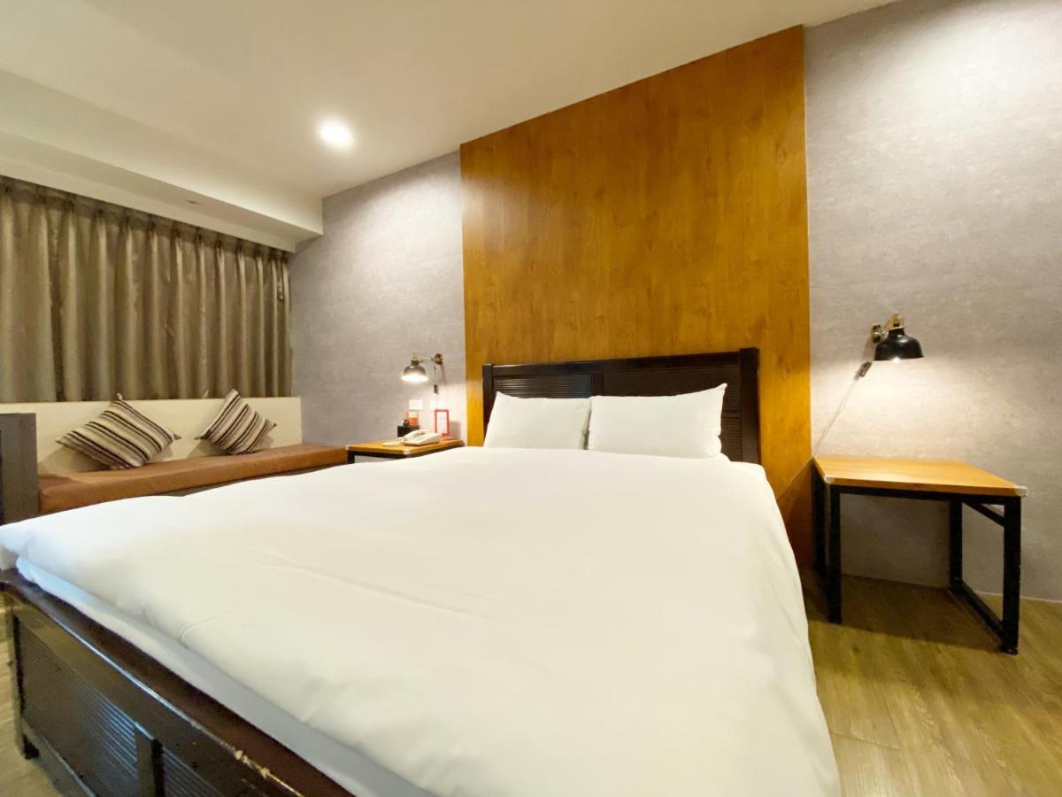 Taichung Old F Hotel Zewnętrze zdjęcie
