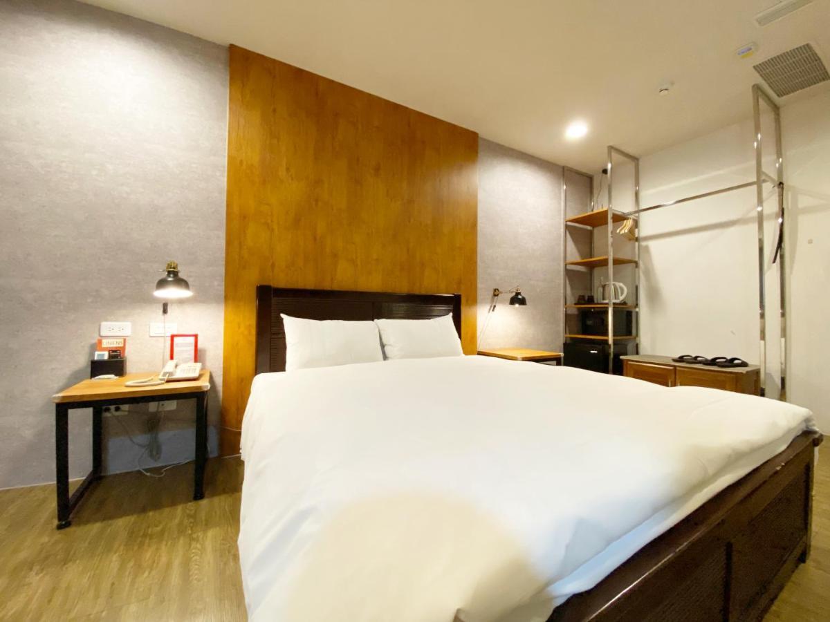 Taichung Old F Hotel Zewnętrze zdjęcie
