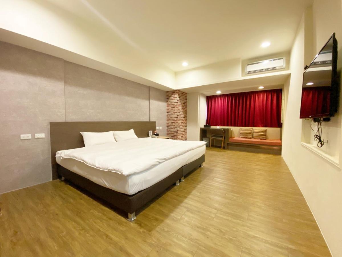 Taichung Old F Hotel Zewnętrze zdjęcie